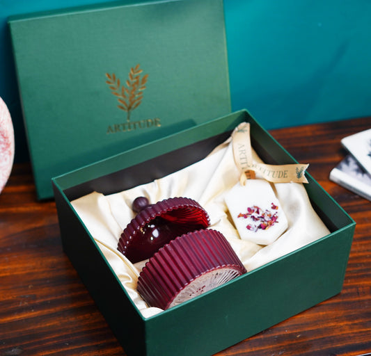 Artitude Opulence Combo Set- Wardrobe Freshner & Candy Lined Jar Candle
