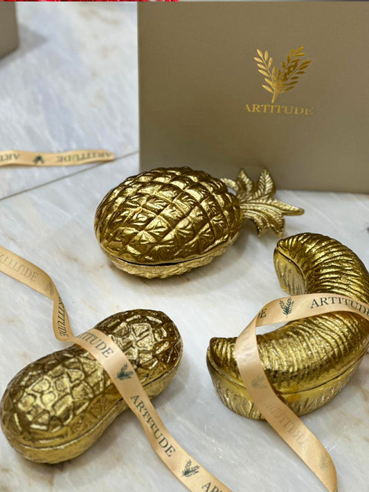 "Golden Bloom" - PEANUT, ALMOND, CASHEWNUT & PINNEAPLE METAL SHAPED CANDLES