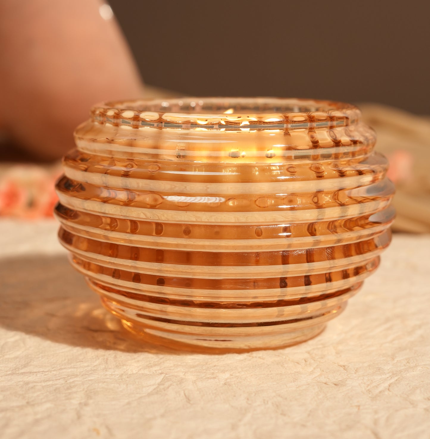 "Radiant Globe Haven" (Jasmine Fragrance)