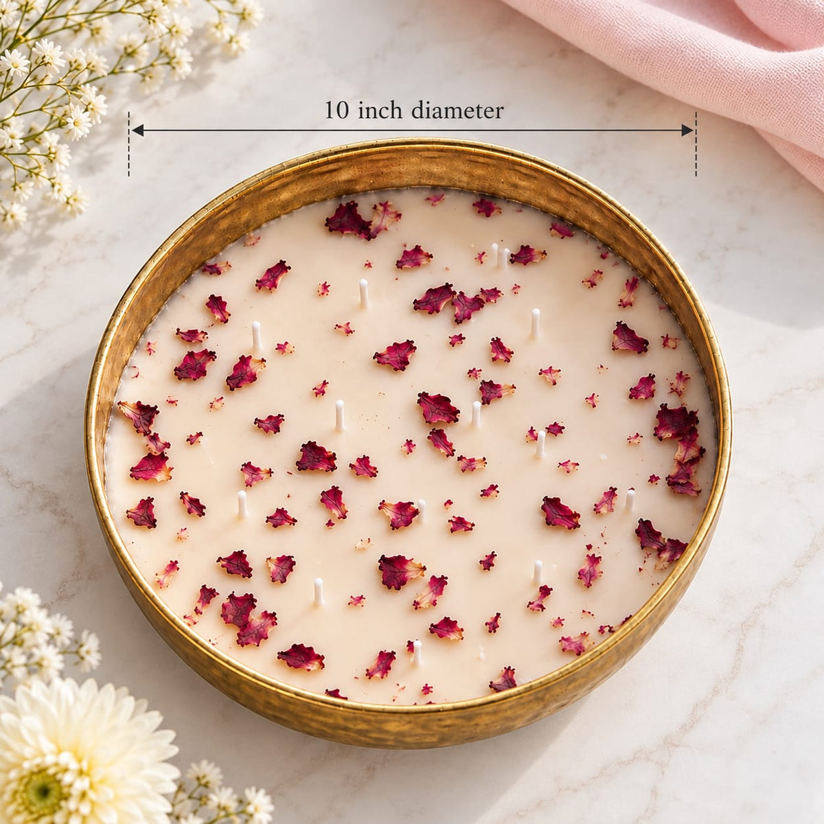 Rose Reverie – Golden Metal Finish Bowl Candle